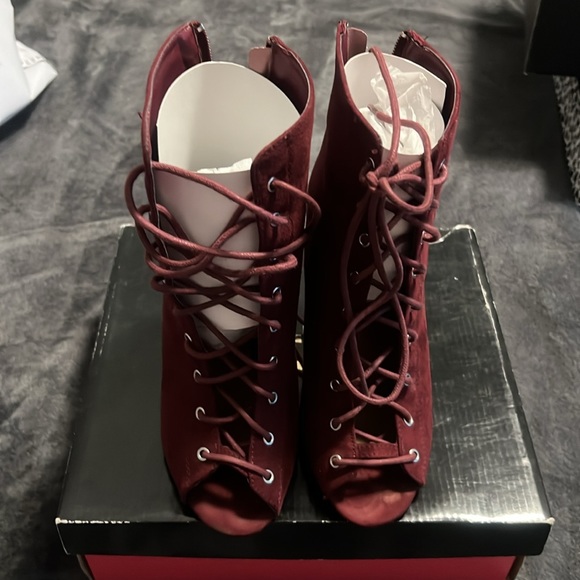 Charlotte Russ Burgundy open toe heel boot - Picture 1 of 4